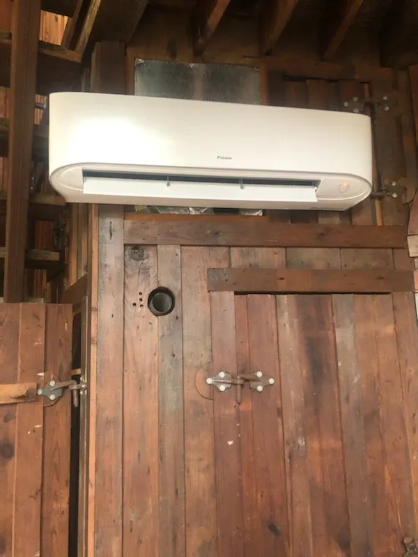 Slide of Willie's ac service