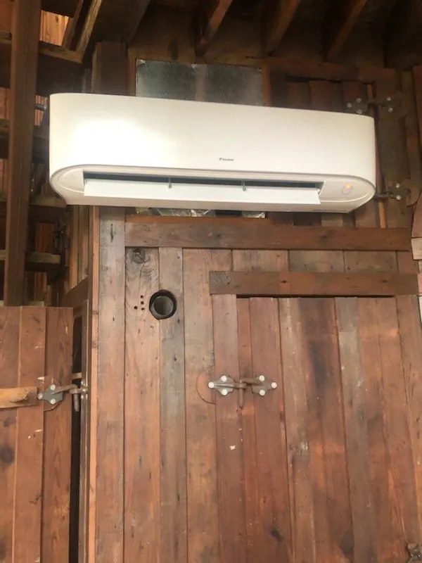 Slide of Willie's ac service