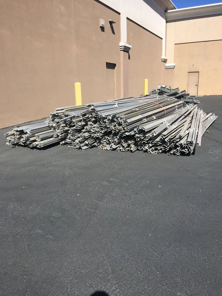 Slide of Willis Recycling