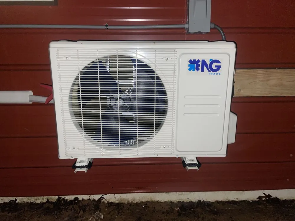 Slide of Windsanity Mini Spilts