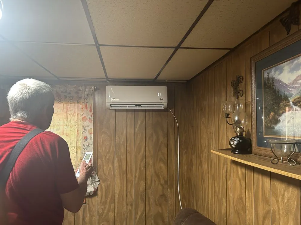 Slide of Windsanity Mini Spilts