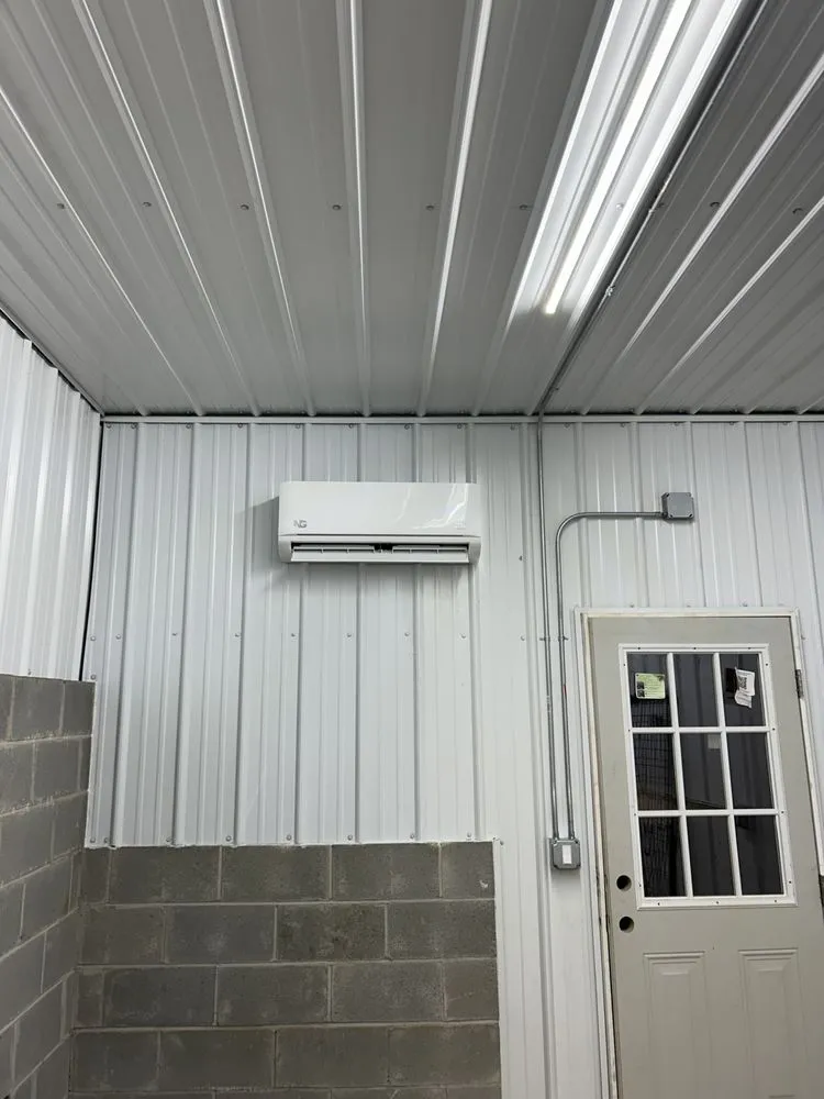 Slide of Windsanity Mini Spilts