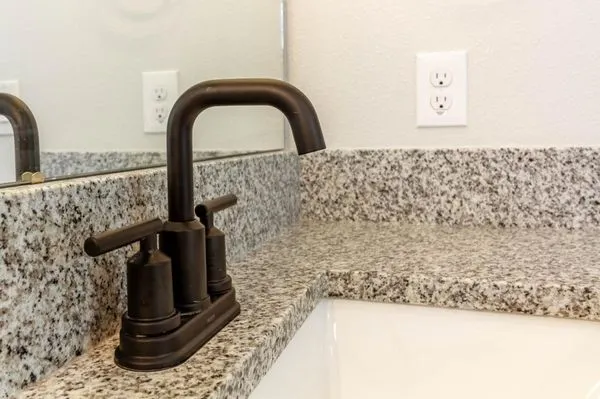 Winston Plaza 24 Hour Plumber Logo