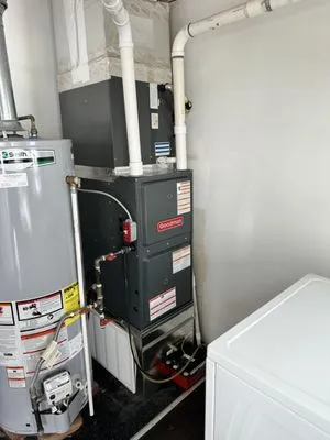 Winsum Heating & Cooling Logo