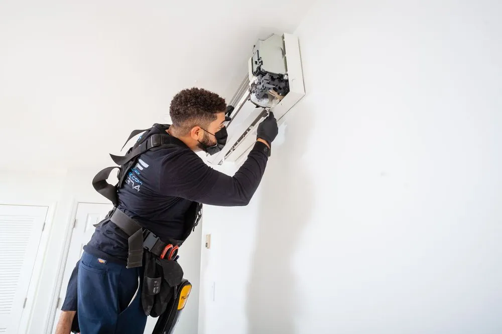 Slide of Winter Wolf Tech