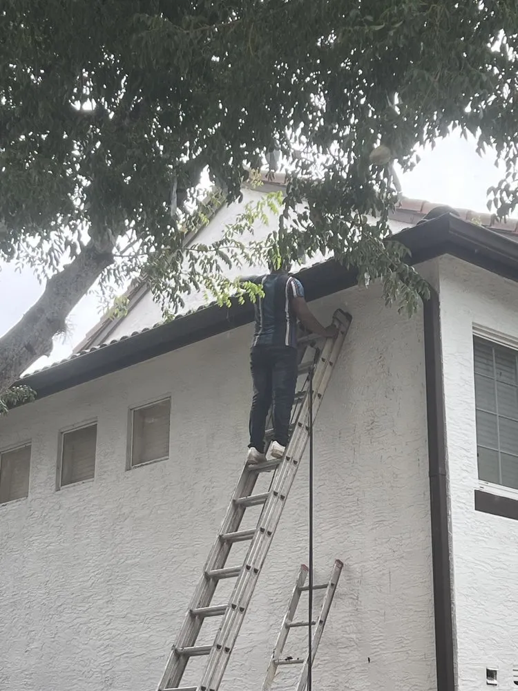 Slide of W&L Home Improvevement