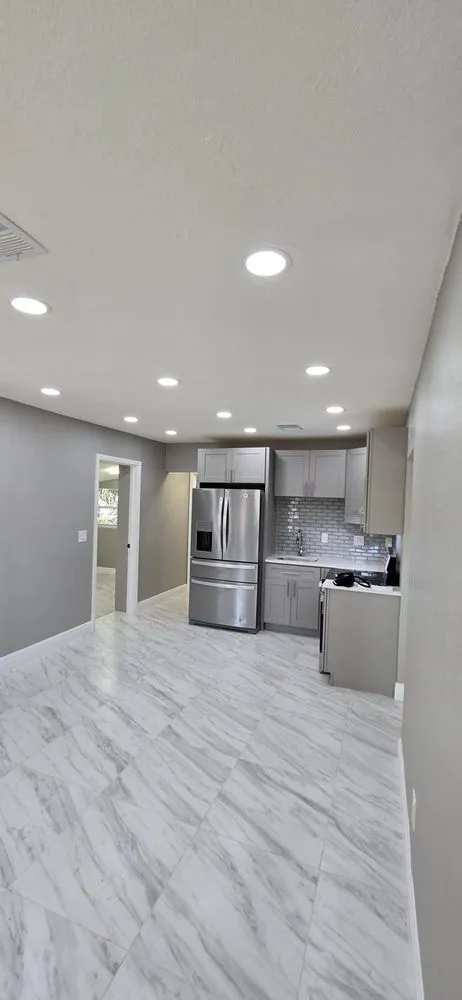 Slide of W&L Home Improvevement