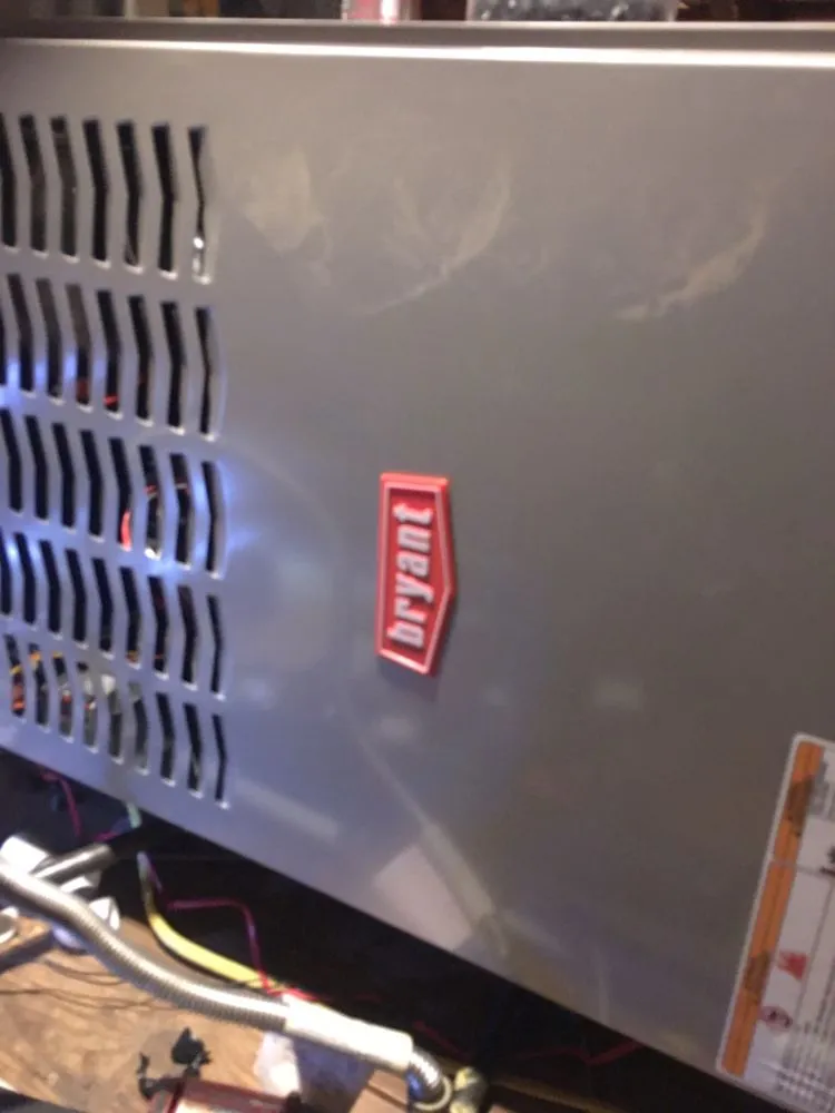 Slide of WM Air Conditioning & Heating