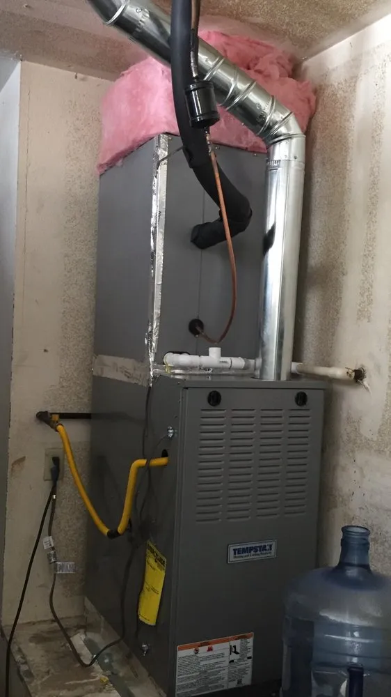 Slide of Wolfe Bros Heating & Air