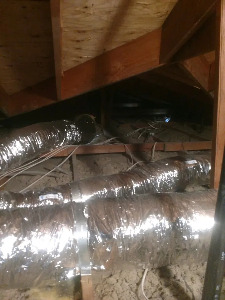 Slide of Wolfe Bros Heating & Air