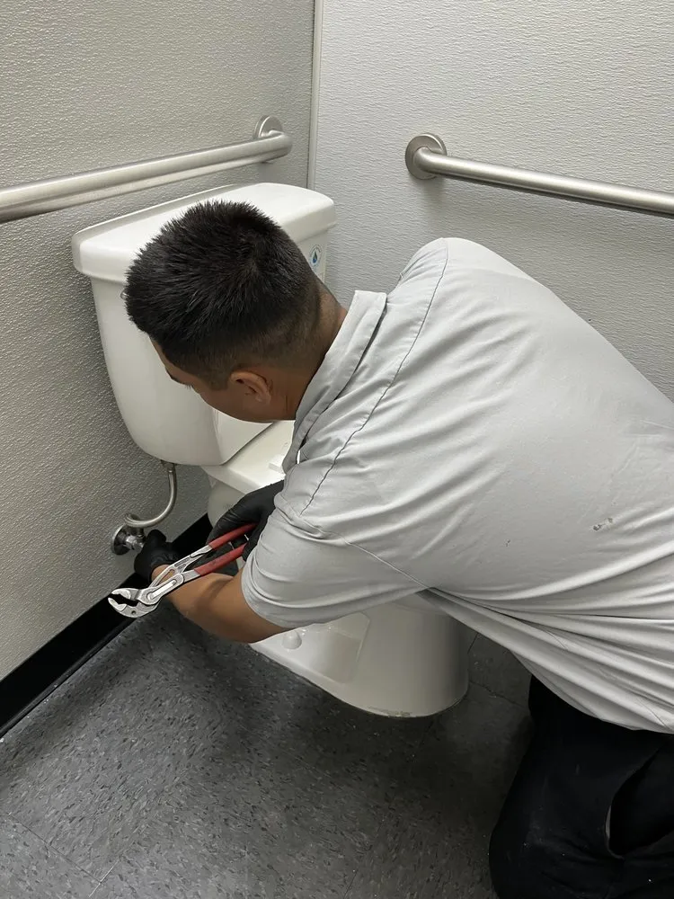 Slide of Wolfgangs Cooling, Heating & Plumbing