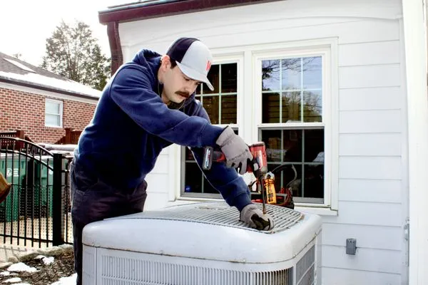 Woodfin - Your Home Team Logo