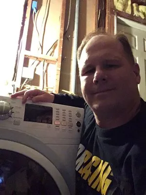 Word of Mouth HVAC Logo