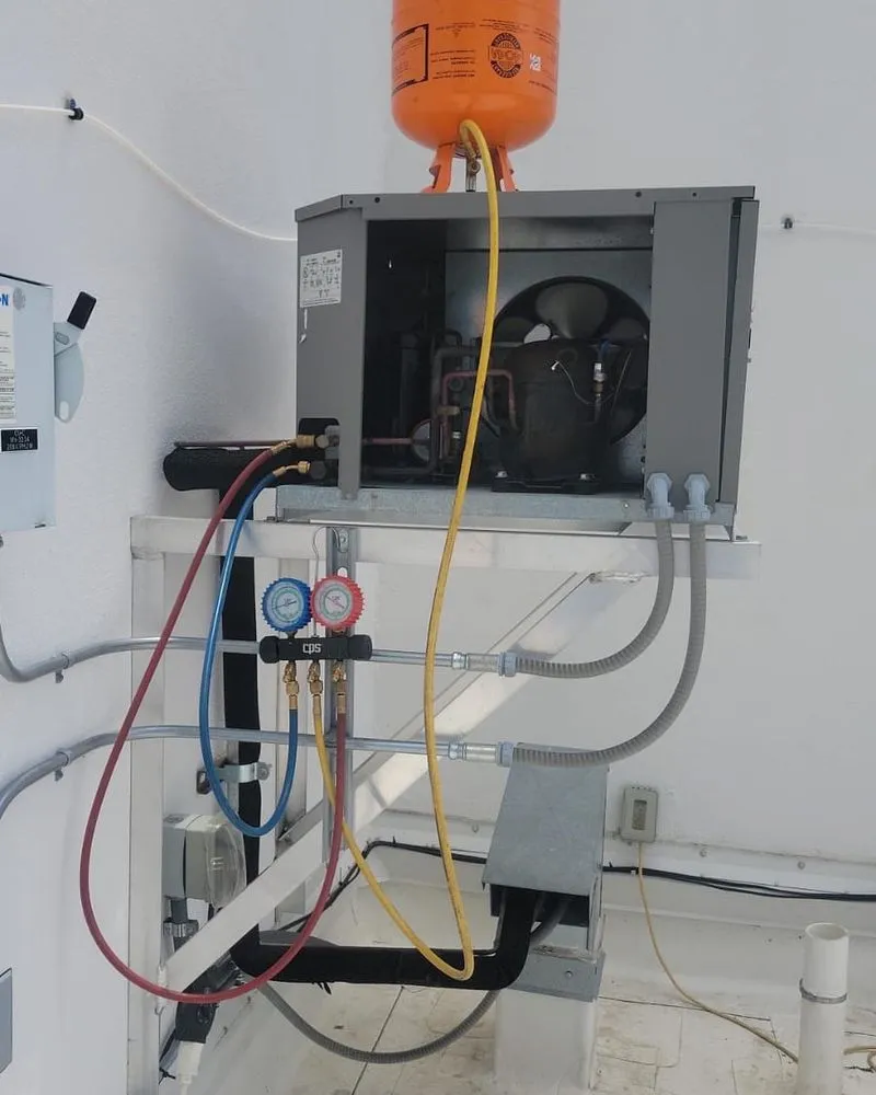 Slide of WR Service Cold