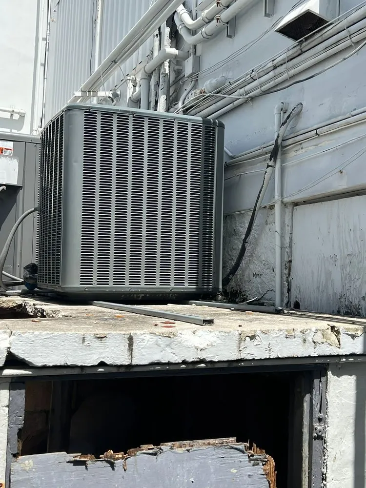 Slide of WR Service Cold