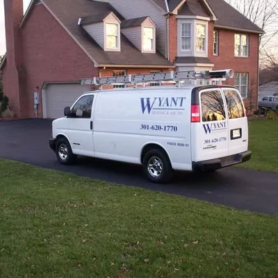 Wyant Service Experts Logo