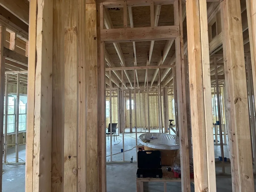 Slide of Xander comfort