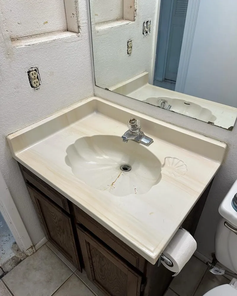 Slide of Xavi’s Handyman Services