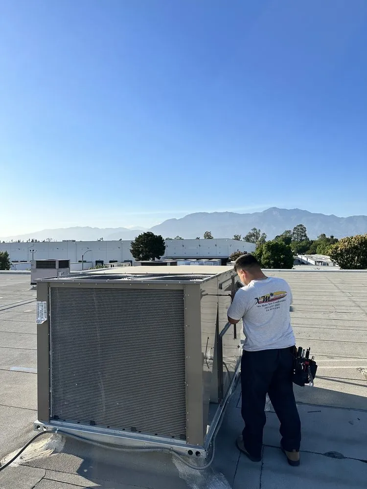 Slide of XM Heating And Air