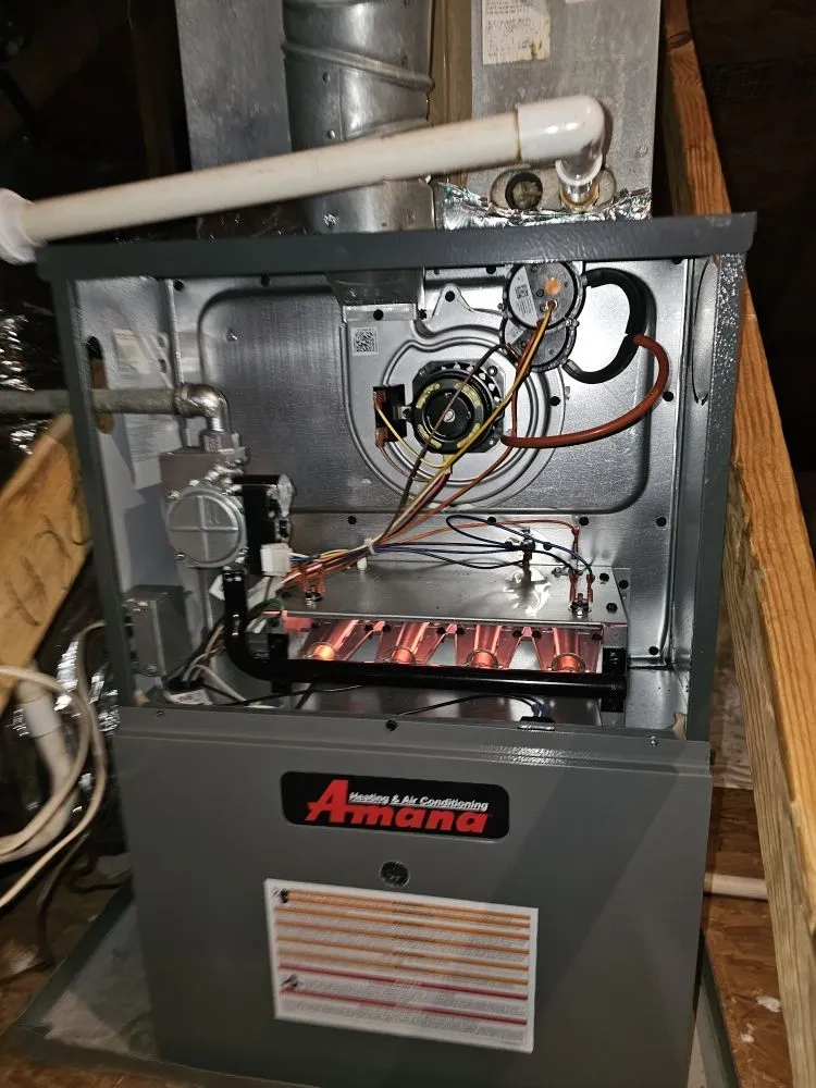 Slide of Xmoox Ultimate Service