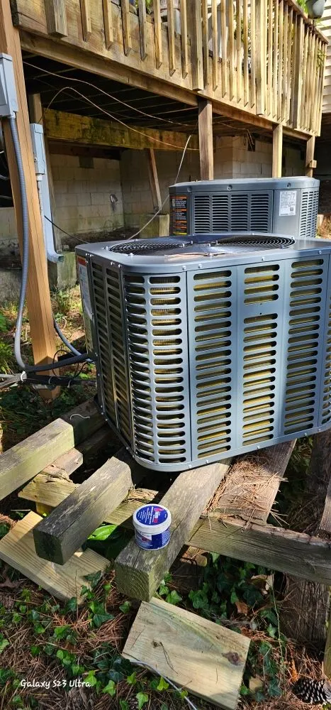 Slide of Xmoox Ultimate Service