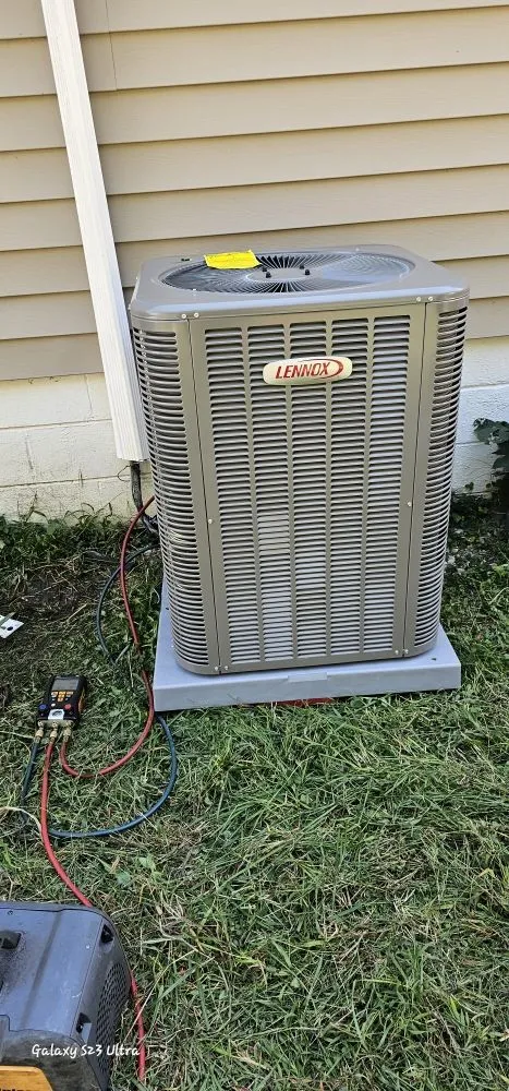 Slide of Xmoox Ultimate Service