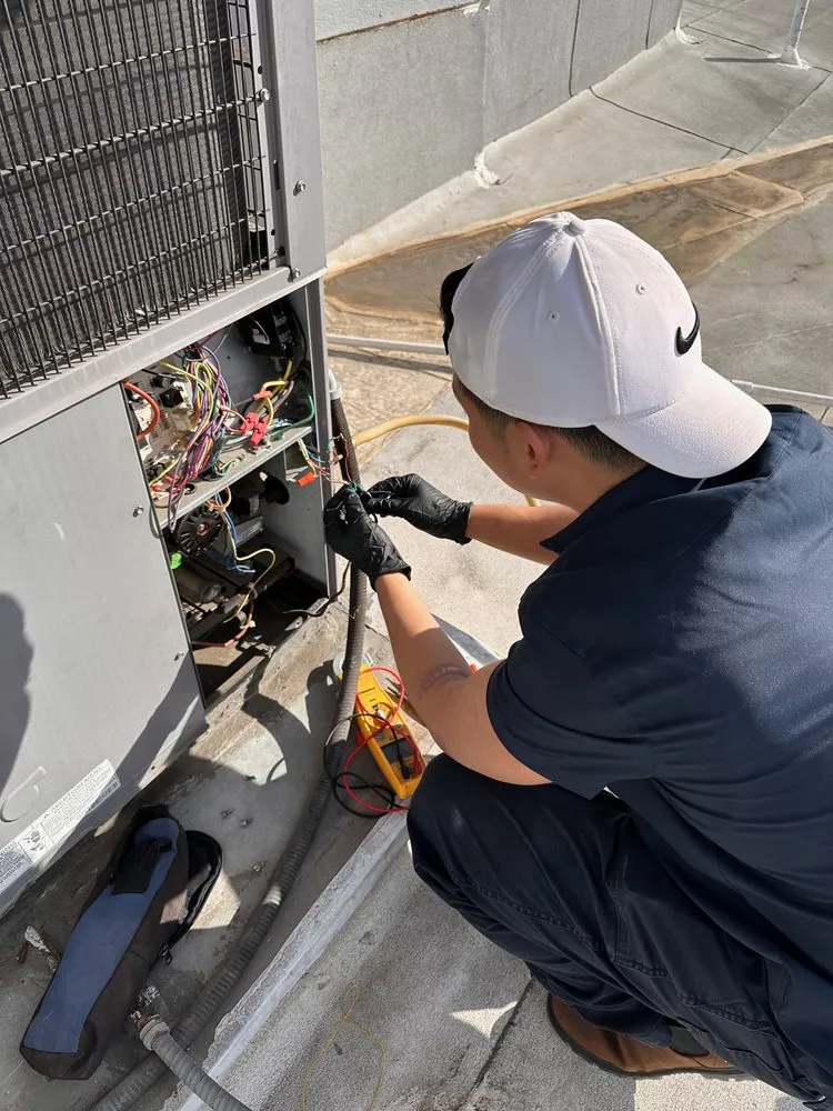 Slide of Yang's Mechanical