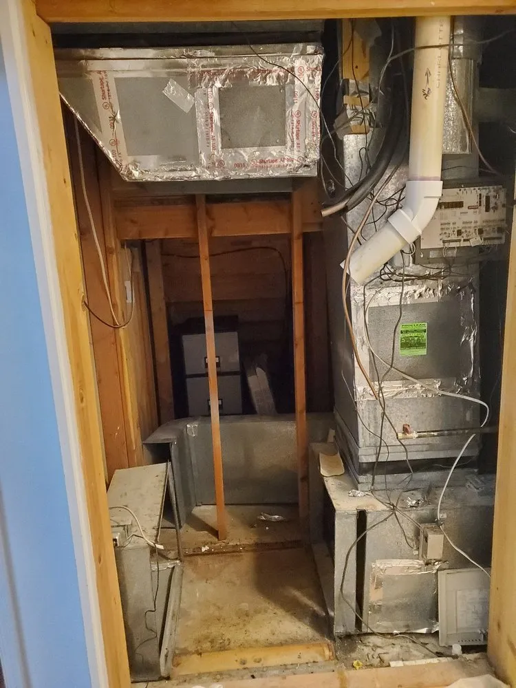 Slide of YAZD Mechanical Inc