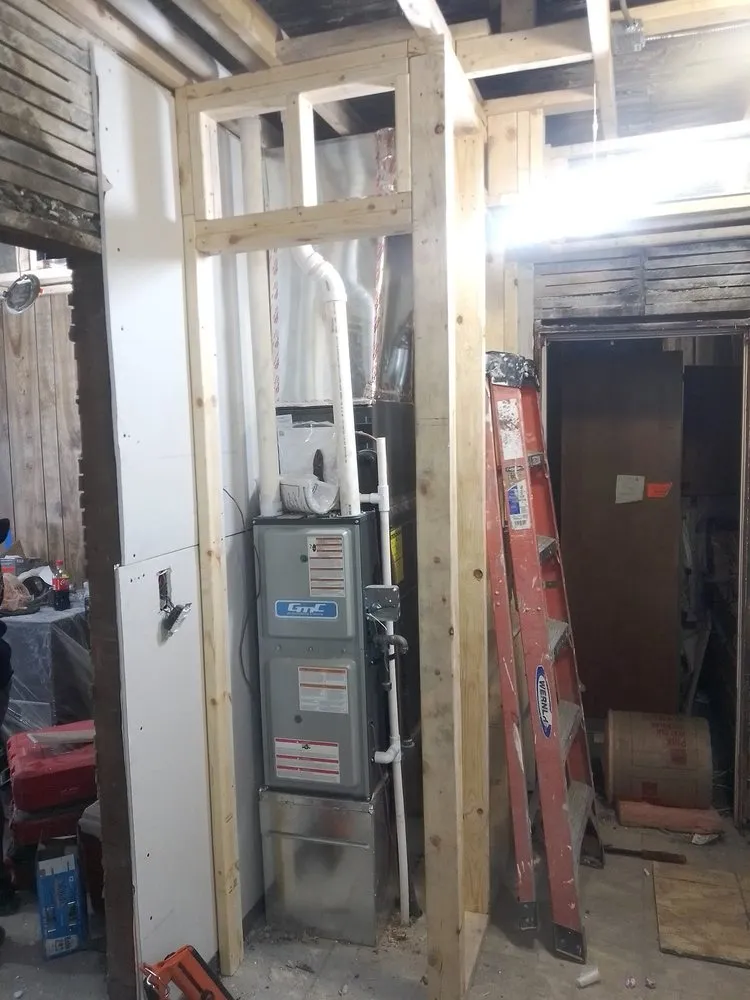 Slide of Year Long Clima