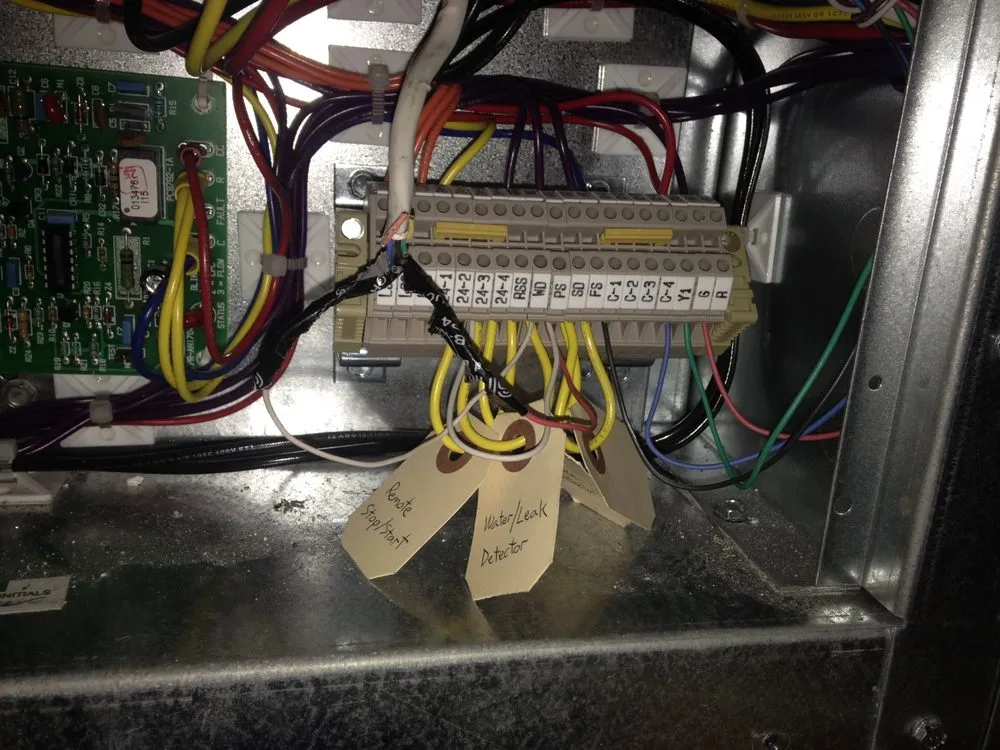 Slide of Yeti's Mechanical Airconditioning & Heat