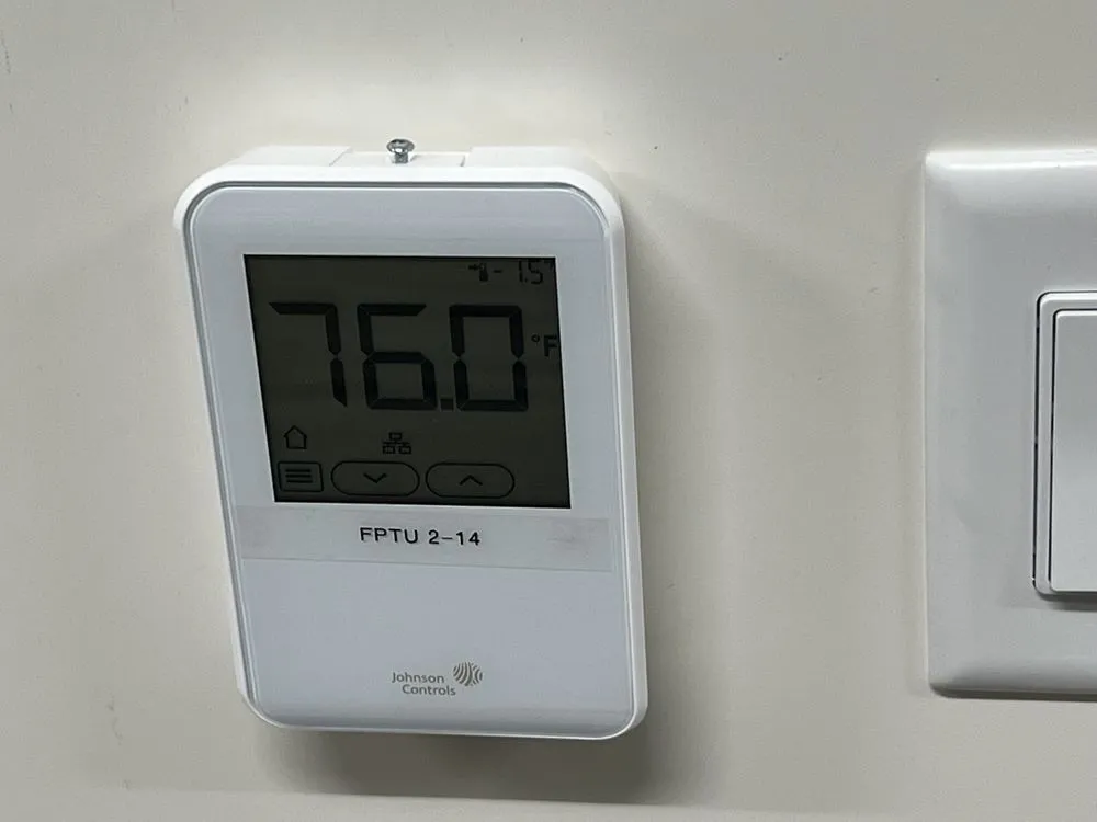 Slide of Yeti's Mechanical Airconditioning & Heat