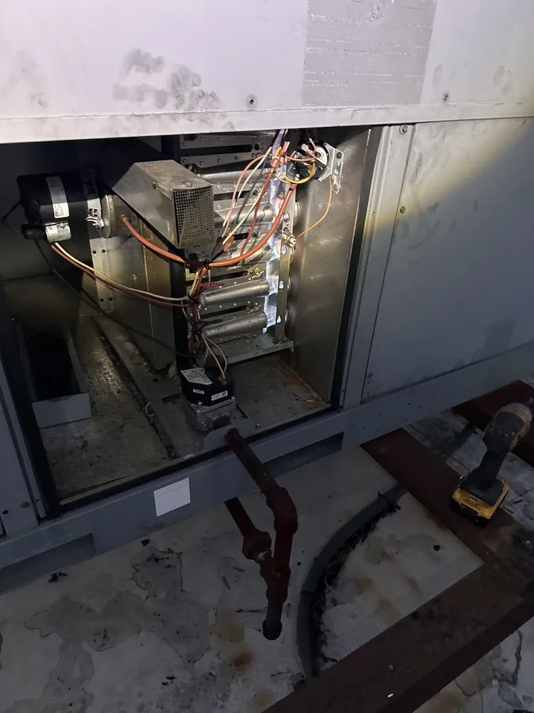 Slide of Yong Hong Wu Heating & Cooling Inc