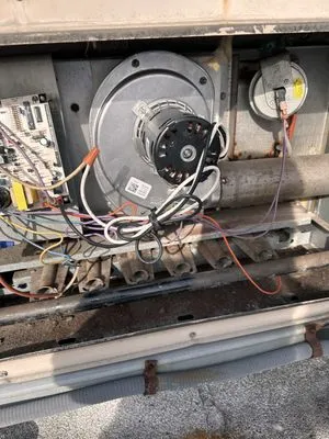 Yong Hong Wu Heating & Cooling Inc