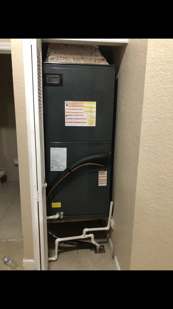 Slide of Yorgis Servicio Y Reparación