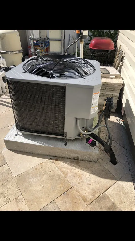 Slide of Yorgis Servicio Y Reparación