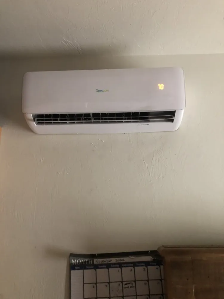 Slide of Yorgis Servicio Y Reparación