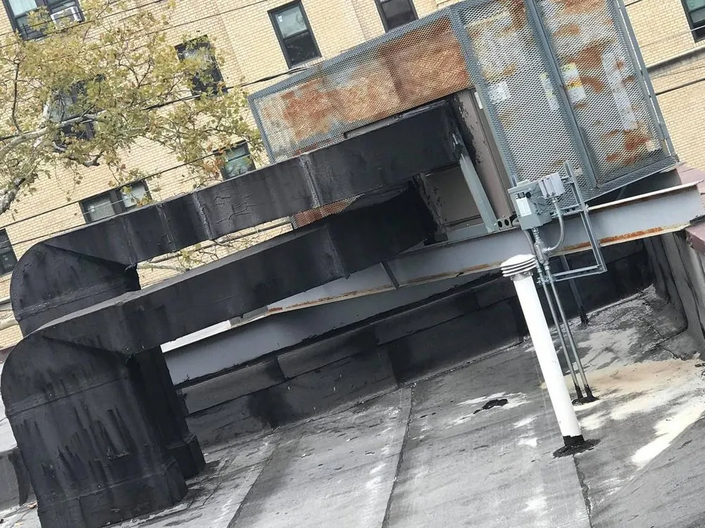 Slide of Y&S Refregration