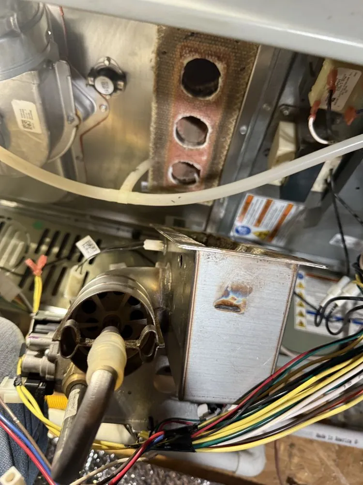 Slide of Yucelys Heating and Air and Mechanical