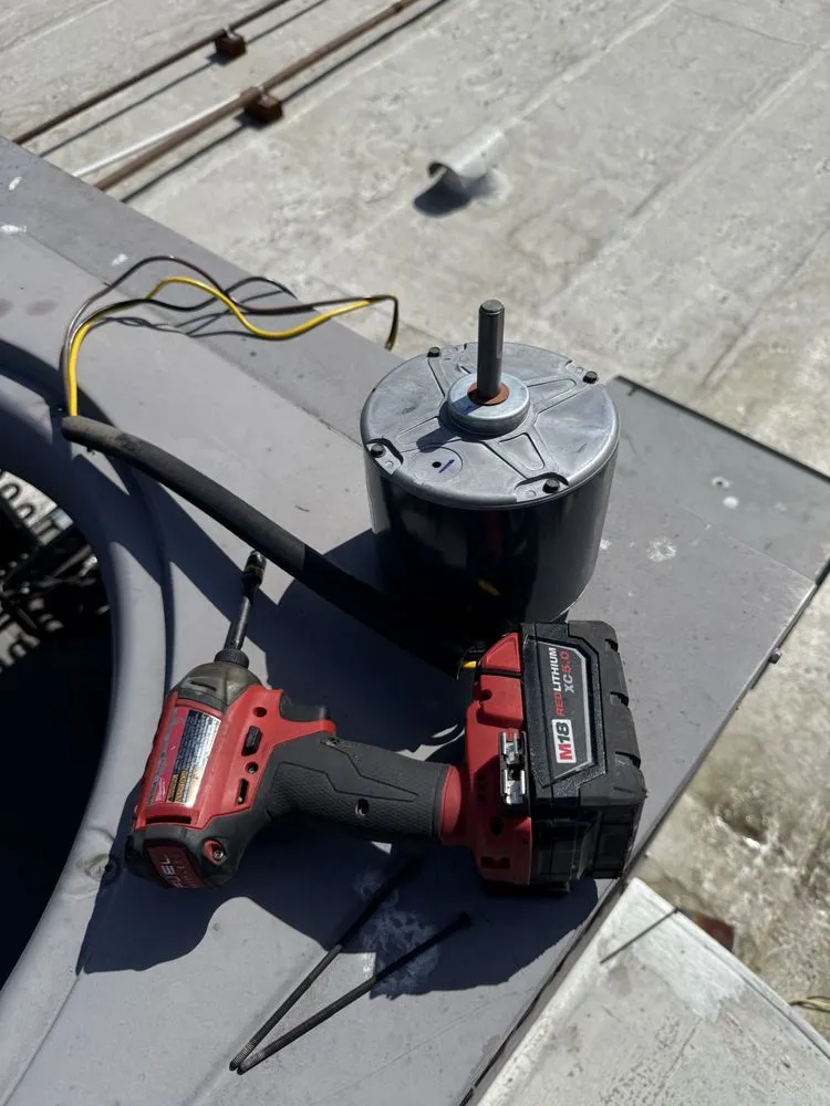 Slide of Yucelys Heating and Air and Mechanical