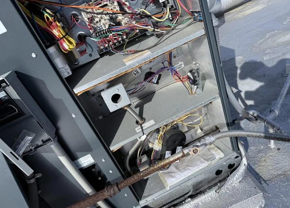 Slide of Yucelys Heating and Air and Mechanical