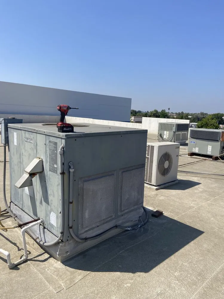 Slide of Yucelys Heating and Air and Mechanical