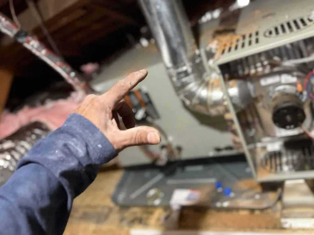 Slide of Yucelys Heating and Air and Mechanical