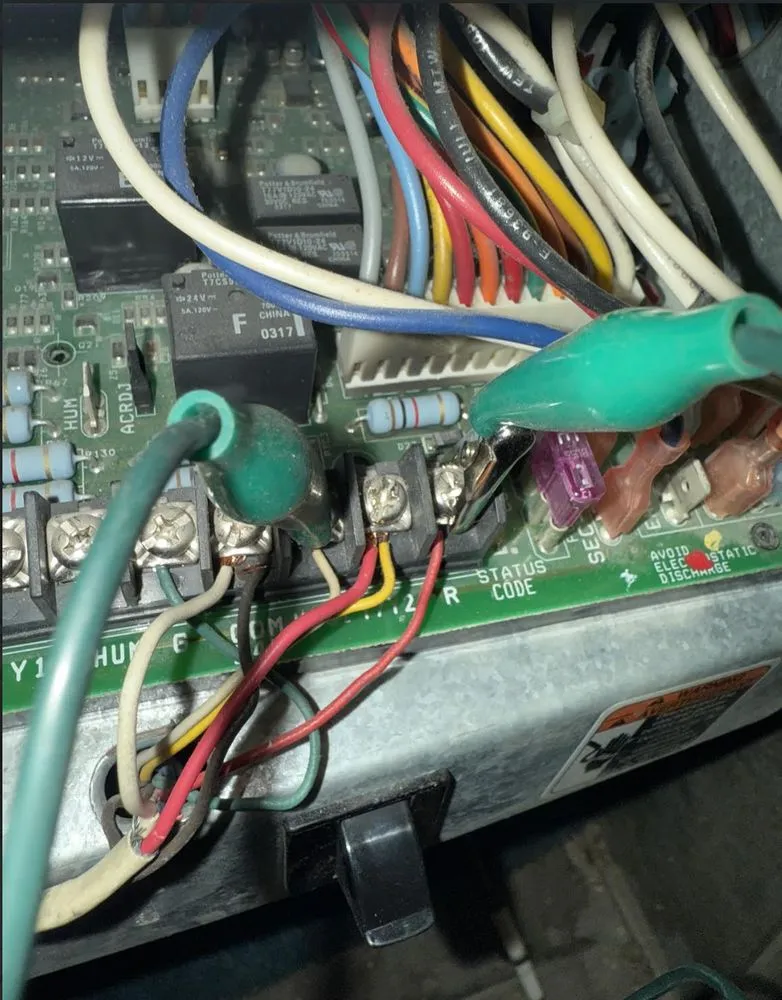 Slide of Yucelys Heating and Air and Mechanical