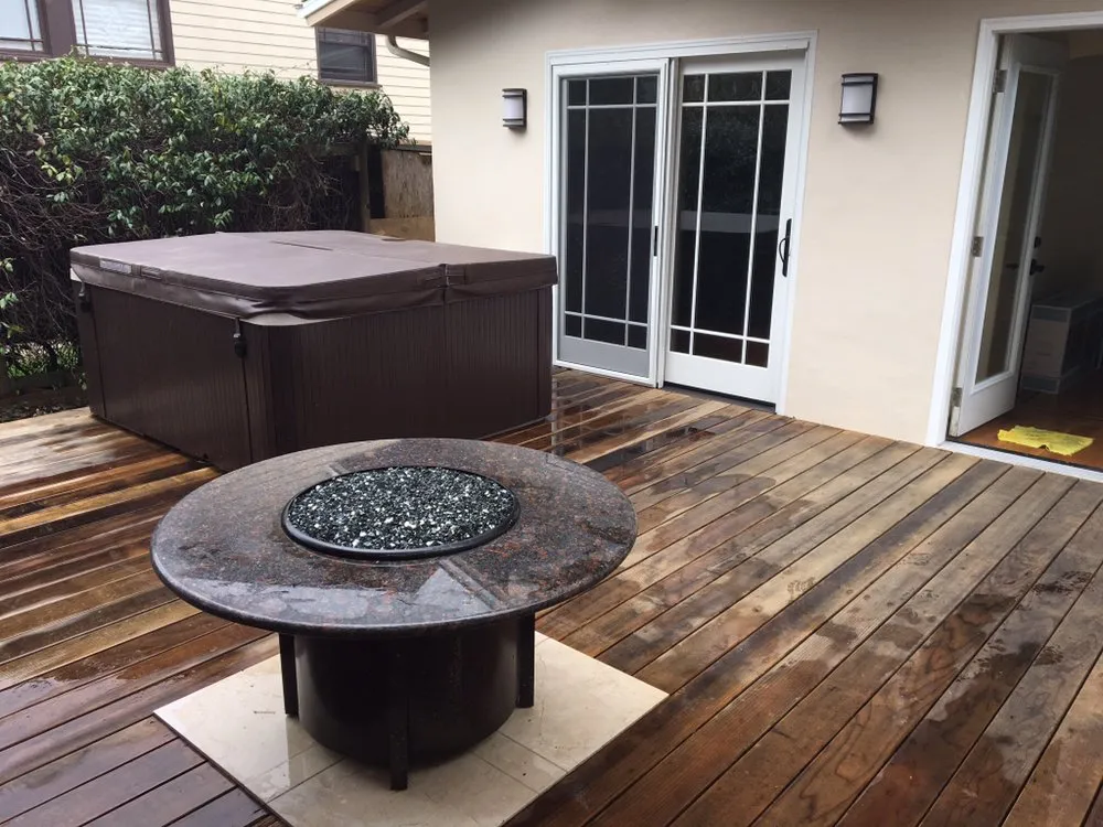 Slide of Yuri Construction