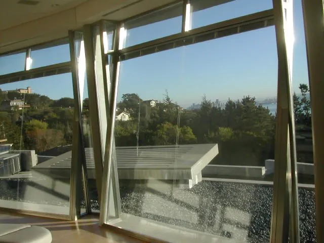 Slide of Yuri Construction