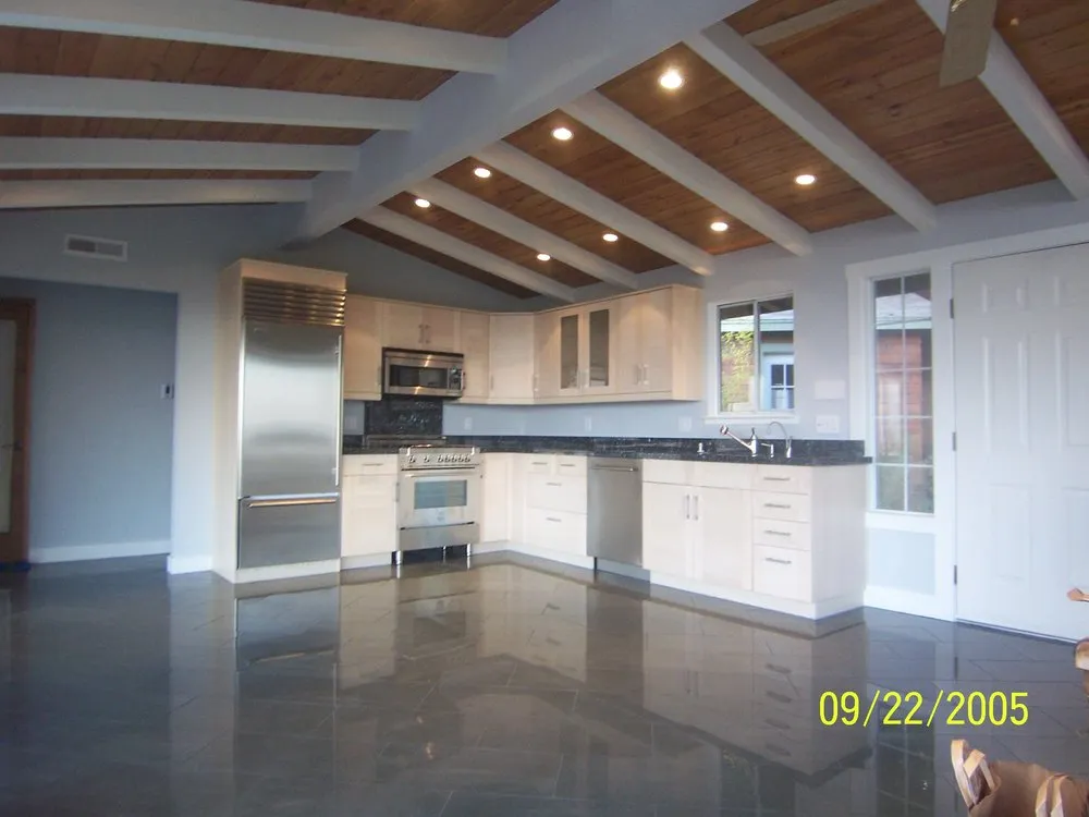 Slide of Yuri Construction