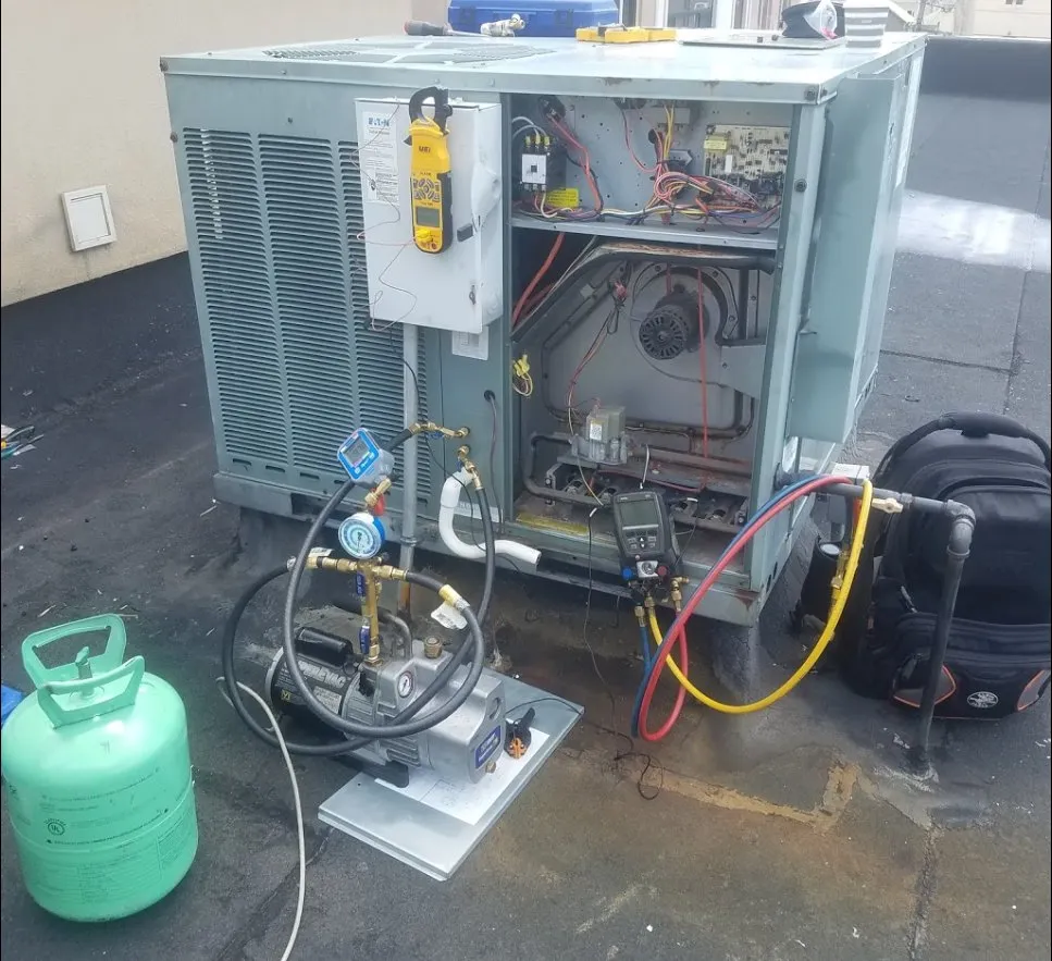 Slide of Zaina Service Tech