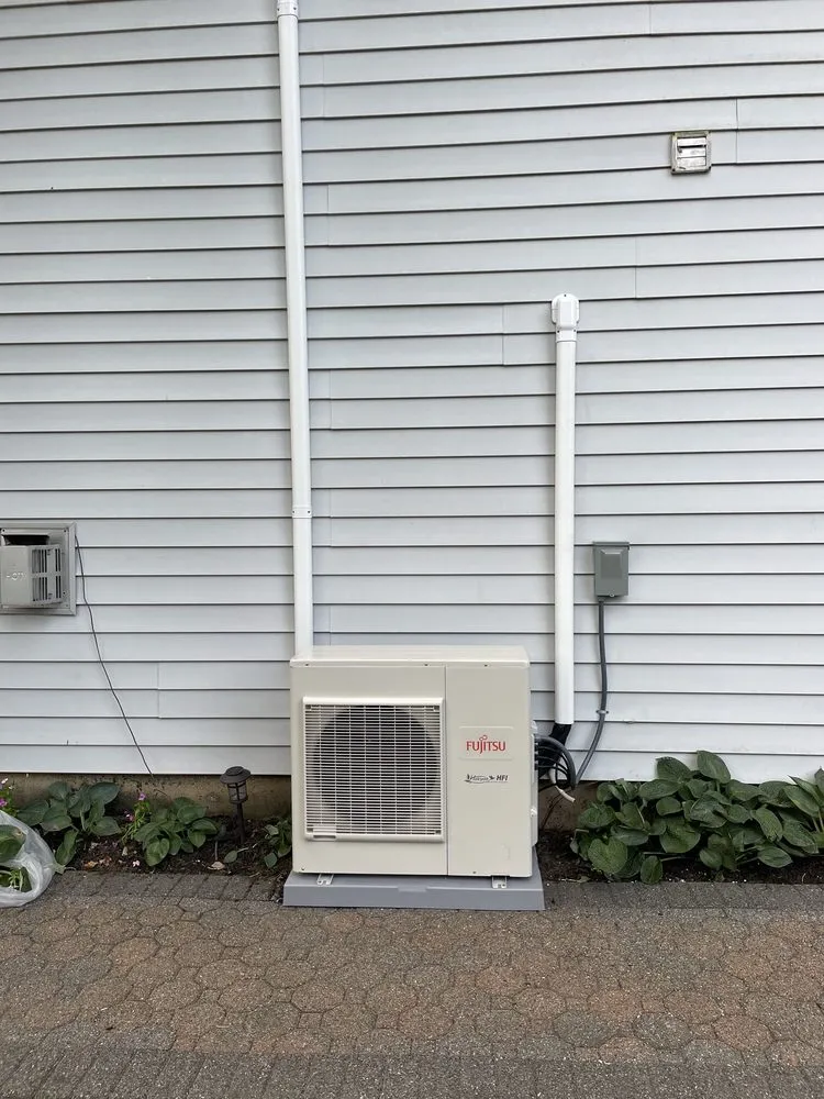 Slide of Zara Heating Cooling