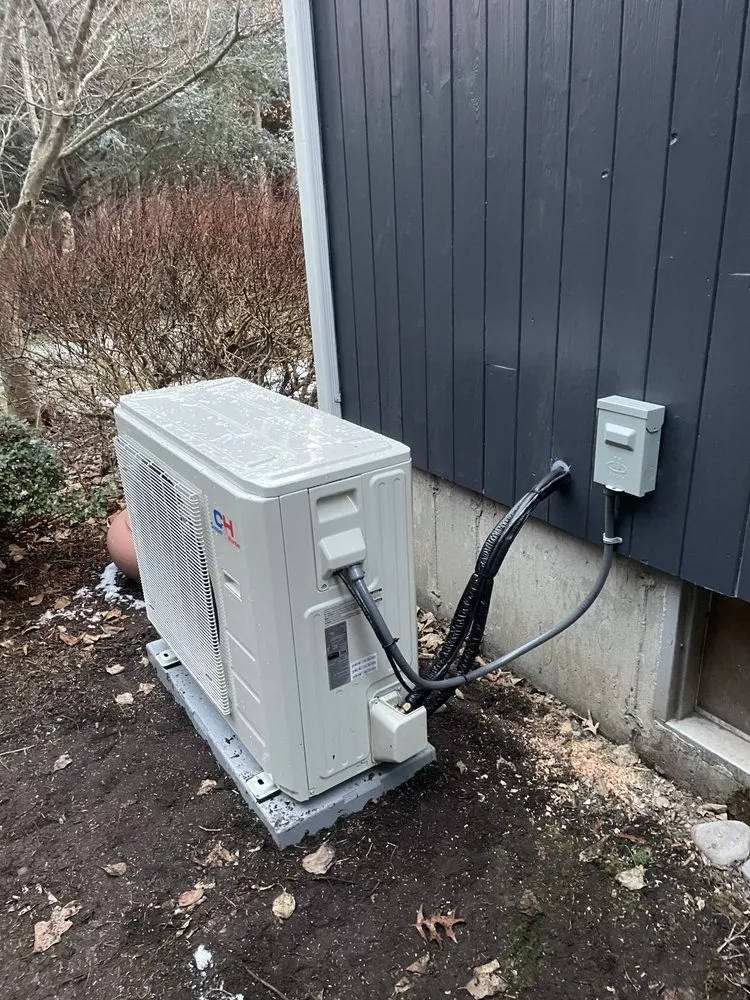 Slide of Zara Heating Cooling