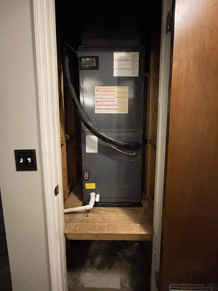 Slide of Zavala Heating and Air